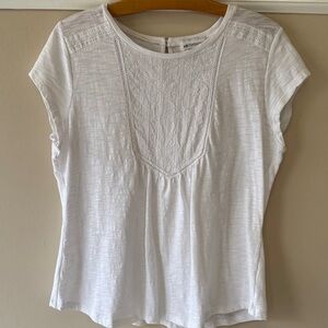 Liz Claiborne White Lace-Inset Cap Sleeve Tee